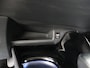 Toyota C-HR 1.8 Hybrid TeamNL | Achteruitrijcamera | Privacy glass | LM velgen | Full map navigatie |