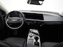 Kia EV6 Light 58 kWh - SOH 99% - Navigatie - Cruise Control - Apple CarPlay / Android Auto - Achteruitrijcamera - Parkeerhulp achter - Privacy Glass achter - Fabrieksgarantie tot 2031