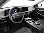Kia EV6 Light 58 kWh - SOH 99% - Navigatie - Cruise Control - Apple CarPlay / Android Auto - Achteruitrijcamera - Parkeerhulp achter - Privacy Glass achter - Fabrieksgarantie tot 2031