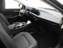 Kia EV6 Light 58 kWh - Navigatie - Cruise Control - Apple CarPlay / Android Auto - Achteruitrijcamera - Parkeerhulp achter - Privacy Glass achter - Fabrieksgarantie tot 2031