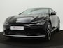 Kia EV6 Light 58 kWh - SOH 99% - Navigatie - Cruise Control - Apple CarPlay / Android Auto - Achteruitrijcamera - Parkeerhulp achter - Privacy Glass achter - Fabrieksgarantie tot 2031