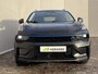Lynk & Co 01 1.5 Automaat / 1.800 kg trekgewicht / Panorama schuifdak / Adaptieve CC / Navigatie / Apple Carplay Android / Stoelverwarming / Infinity Sound System / Cam 360° / All Season op LM  20" /