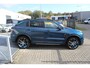 Lynk & Co 01 1.5 Panoramadak/360° Camera/Keyless/Lane assist/Adaptive cruise control/Navigatie/Apple carplay/Climate control/Stoelverwarming/Dodehoek detectie/Elektrisch sluitende achterklep/Elektrisch verstelbare stoel met geheugen/Multifunctioneel stuurwiel