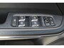 Lynk & Co 01 1.5 Panoramadak/360° Camera/Keyless/Lane assist/Adaptive cruise control/Navigatie/Apple carplay/Climate control/Stoelverwarming/Dodehoek detectie/Elektrisch sluitende achterklep/Elektrisch verstelbare stoel met geheugen/Multifunctioneel stuurwiel