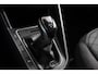 Volkswagen Polo 1.0 TSI DSG R-Line | DEMO ! | Panorama dak Navigatie App Connect Climate Control DAB | LED Parkeer sensoren Camera Cruise control adaptive Lichtmetalen velgen