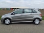 Mercedes-Benz B-klasse 200 Classic /Lage KM !/Parkhulp V+A/Airco/Bluethooth/16"/