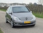 Mercedes-Benz B-klasse 200 Classic /Lage KM !/Parkhulp V+A/Airco/Bluethooth/16"/