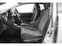 Toyota Auris Touring Sports 1.8 Hybrid Dynamic | Navigatie | Keyless | Cruise Control | Clima | Parkeersensoren achter | Camera | 16 inch