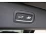 Volvo XC40 1.5 T5 Recharge Business Pro | Lichtmetalen Velgen 5-Spaaks 18" | Lederen bekleding Charcoal | Rijstrooksensor Met Correctie | Dodehoekdetectie Met Correctie | Cruise Control Adaptief | Electronic Climate Controle | Parkeerklimaat Met Timer | Apple Carplay/Android Auto | Sensus Connect met High Performance Audio |