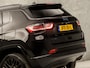 Jeep Compass 4xe 240 Plug-in Hybrid Electric S Black Sport 240Pk Automaat (VIRTUAL COCKPIT, APPLE CARPLAY, GROOT NAVI, LEDER, MEMORY SEATS, STUUR/STOELVERWARMING, ADAPTIVE CRUISE, CAMERA, GETINT GLAS, NIEUWE APK, NIEUWSTAAT)