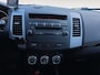 Mitsubishi Outlander 2.4 Edition Two | 7 zits | Trekhaak | Achteruitrijcamera | Lederen bekleding | Stoelverwarming | Schuifdak |12 maanden garantie! |