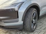 Volvo EX30 Cross Country Extended Range Plus | Trekhaak | 19" OFF ROAD velgen | Stoel/stuurverwarming | Parkeercamera | Cross Country look