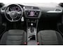 Volkswagen Tiguan 1.5 TSI 150pk DSG Highline Business R | Panoramadak | Navigatie | Stoelverwarming | Elektrische Achterklep