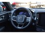 Volvo XC40 B4 211PK Automaat Core ACC | Trekhaak | Blis | All season | Camera | Stoelverwarming | Stuurverwarming