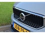 Volvo XC40 B4 211PK Automaat Core ACC | Trekhaak | Blis | All season | Camera | Stoelverwarming | Stuurverwarming