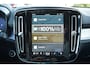 Volvo XC40 B4 211PK Automaat Core | ACC | 20"LMV | Trekhaak | BLIS | Camera | Stoelverwarming | Stuurverwarming |