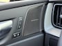 Volvo XC60 T6 Plug-in hybrid AWD Black Edition | Adaptieve Cruise Control | Panoramadak | 21" Velgen | 360° Parkeercamera | Sportstoelen | Harman Kardon Audio | Stoel-/Stuurverwarming |