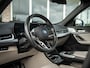 BMW iX1 xDrive30 Launch Edition M-Sport | Innovation-, Travel- & Comfort Pack | Trekhaak wegklapbaar | Oyster leder | Memory & Massagestoel(en) | Iconic Sounds | Service Incl. tot 02-2027