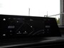 Peugeot e-5008 GT Avantage 73 kWh | Nieuwe auto | Rondom camera | Adaptive cruise control | Lichtmetalen velgen | Alcantara bekleding | 7 zits | Led | Keyless entry en start