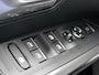 Peugeot e-5008 GT Avantage 73 kWh | Nieuwe auto | Rondom camera | Adaptive cruise control | Lichtmetalen velgen | Alcantara bekleding | 7 zits | Led | Keyless entry en start