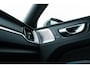 Volvo XC60 T8 Plug-in hybrid AWD Ultra Black Edition - Facelift - | Op voorraad | Luchtvering | Bowers & Wilkins | Massage/ventilatie stoelen | Gelamineerde zijruiten | 22" LM