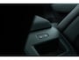 Volvo XC60 T8 Plug-in hybrid AWD Ultra Black Edition - Facelift - | Op voorraad | Luchtvering | Bowers & Wilkins | Massage/ventilatie stoelen | Gelamineerde zijruiten | 22" LM