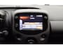 Peugeot 108 1.0 e-VTi Active | Achteruitrijcamera | Apple carplay/Android auto | Extra getint glas | Mistlampen | 5 deurs | Airco | Elektrische ramen voor