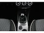 Fiat 500X Cross 1.0 GSE City Cross | Navigatie | Parkeersensoren achter | Keyless entry & start |