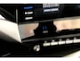 Peugeot 408 e-408 GT Avantage 58 kWh | Navigatie | Panoramadak | Elek. Achterklep | Camera | Alcantara | PDC V+A | LMV 19 Inch