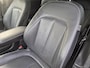 Hyundai Ioniq 5 Lounge AWD 73kWh 306pk Automaat / Solar Dak / Apple Carplay Android Auto / Accu SOH 100% / HUD / Trekgewicht 1600 Kg / Stuur-, Stoel En Achterbankverwarming / Elektrische achterklep / Stoelventilatie / Adaptief CC /