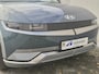 Hyundai Ioniq 5 Lounge AWD 73kWh 306pk Automaat / Solar Dak / Apple Carplay Android Auto / Accu SOH 100% / HUD / Trekgewicht 1600 Kg / Stuur-, Stoel En Achterbankverwarming / Elektrische achterklep / Stoelventilatie / Adaptief CC /