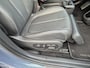 Hyundai Ioniq 5 Lounge AWD 73kWh 306pk Automaat / Solar Dak / Apple Carplay Android Auto / Accu SOH 100% / HUD / Trekgewicht 1600 Kg / Stuur-, Stoel En Achterbankverwarming / Elektrische achterklep / Stoelventilatie / Adaptief CC /