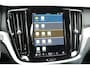 Volvo V60 2.0 T6 Plug-in hybrid AWD Plus Dark | Trekhaak | Rondom zichtcamera | Verwarmbare voorstoelen en achterbank | Verwarmbnaar stuurwiel | Apple carplay/Android auto | Lederen bekelding