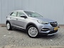 Opel Grandland X 1.2 130PK | Turbo Innovation | Airco | Cruise control | Comfortstoelen | Trekhaak vast | 18 inch LMV | Achteruitrijcamera | Parkeersensoren rondom | Achteruitrijcamera | Apple Carplay/Android Auto|telefoonintegratie premium | Armsteun voor