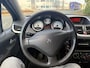 Peugeot 207 1.4-16V Color-line NETTE AUTO RIJDT EN SCHAKELT GOED