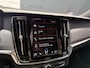 Volvo V90 2.0 T4 Business Sport | Nieuw Binnen | Trekhaak | BLIS | Adaptieve cruise control | Harman/Kardon | Stoelverwarming | Leder | Elektrisch verstelbare stoelen |