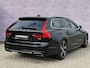 Volvo V90 2.0 T4 Business Sport | Nieuw Binnen | Trekhaak | BLIS | Adaptieve cruise control | Harman/Kardon | Stoelverwarming | Leder | Elektrisch verstelbare stoelen |