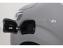 Toyota PROACE Electric Worker Professional Extra Range Long 75 kWh | Trekhaak | Keyless | Stoelverwarming | Navigatie | Parkeersensoren voor/achter | Apple Carplay / Android Auto | Cruise Control | Clima | Xenon | Camera | 17 inch