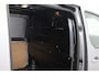 Toyota PROACE Electric Worker Professional Extra Range Long 75 kWh | Trekhaak | Keyless | Stoelverwarming | Navigatie | Parkeersensoren voor/achter | Apple Carplay / Android Auto | Cruise Control | Clima | Xenon | Camera | 17 inch