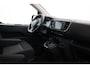 Toyota PROACE Electric Worker Professional Extra Range Long 75 kWh | Trekhaak | Keyless | Stoelverwarming | Navigatie | Parkeersensoren voor/achter | Apple Carplay / Android Auto | Cruise Control | Clima | Xenon | Camera | 17 inch