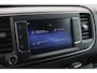 Toyota PROACE Electric Worker Professional Extra Range Long 75 kWh | Trekhaak | Keyless | Stoelverwarming | Navigatie | Parkeersensoren voor/achter | Apple Carplay / Android Auto | Cruise Control | Clima | Xenon | Camera | 17 inch