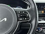 Kia e-Niro DynamicPlusLine 64 kWh | SoH 97,6% | Stoel + stuurverwarming | Schuifdak | 3-Fasen | Navigatie | Camera | Adaptive cruise |