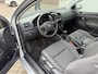 Volkswagen Golf 1.6 FSI Turijn - Airco - Cruise control