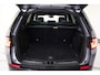Land Rover Discovery Sport P300e AWD PHEV R-Dynamic SE [ Panorama Leder Stoelverwarming ]