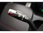 Land Rover Discovery Sport P300e AWD PHEV R-Dynamic SE [ Panorama Leder Stoelverwarming ]