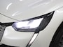 Peugeot e-208 Active Pack 50kWh 136PK | ACCURAPPORT 94%| AppleCarplay/Android Auto | Parkeersensoren | FULL LED | Navigatie | Lederen Stuurwiel | Climate Control | Cruise Control | 16" LMV | Isofix |