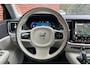 Volvo V60 T6 Plug-in hybrid AWD Essential | Verwarmbare voorstoelen en stuurwiel |  Adaptieve Cruise Control Met Stuurhulp | BLIS Dodehoekdetectie | Lederen bekleding | Park assist | Apple Carplay / Android Auto