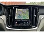 Volvo V60 T6 Plug-in hybrid AWD Essential | Stoel- / stuurwielverwarming | 19 inch. lichtmetalen velgen | Adaptieve Cruise Control Met Stuurhulp | BLIS Dodehoekdetectie | Lederen bekleding | Park assist | Apple Carplay / Android Auto
