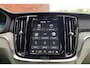 Volvo V60 T6 Plug-in hybrid AWD Essential | Verwarmbare voorstoelen en stuurwiel |  Adaptieve Cruise Control Met Stuurhulp | BLIS Dodehoekdetectie | Lederen bekleding | Park assist | Apple Carplay / Android Auto