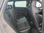 Skoda Karoq 1.5 TSI 150pk Automaat Sportline Business | Functiepakket | Panoramadak | Trekhaak | Dakkoffer | Stoelverwarming | 19"